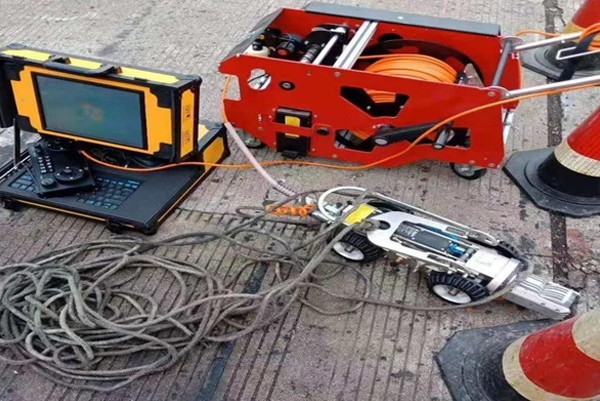 轮台CCTV管道检测机器人