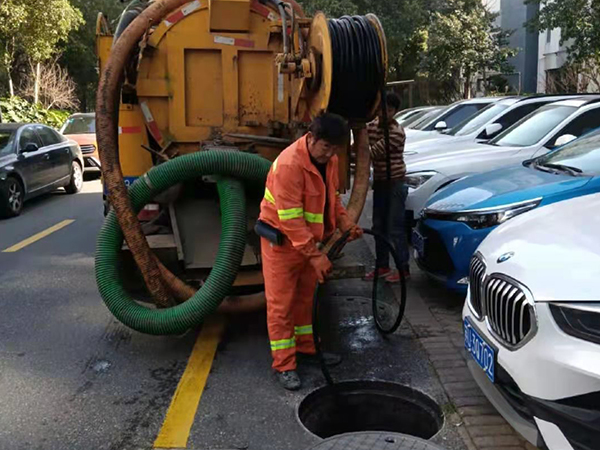 轮台排污管道清淤